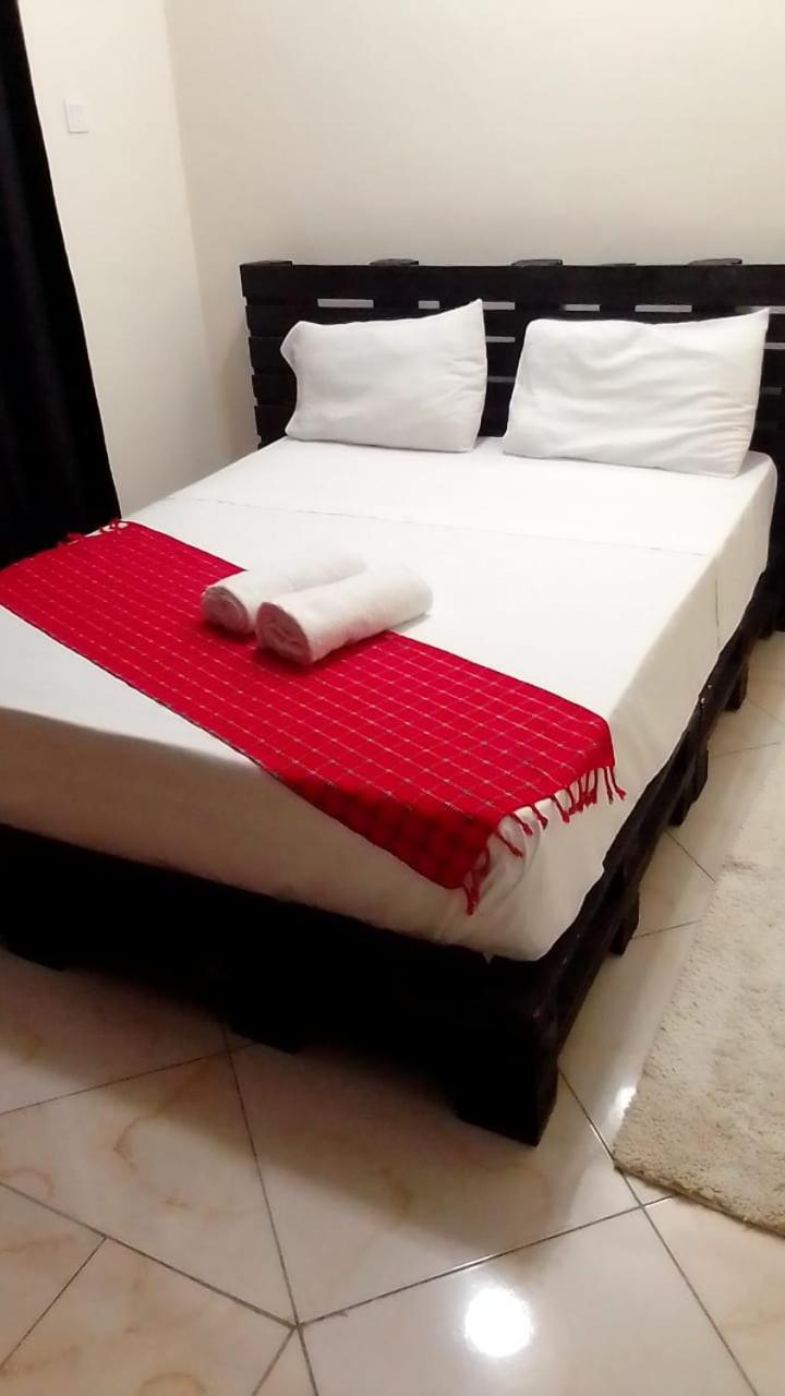 Kc Homes Tours &Travels Mombasa Extérieur photo